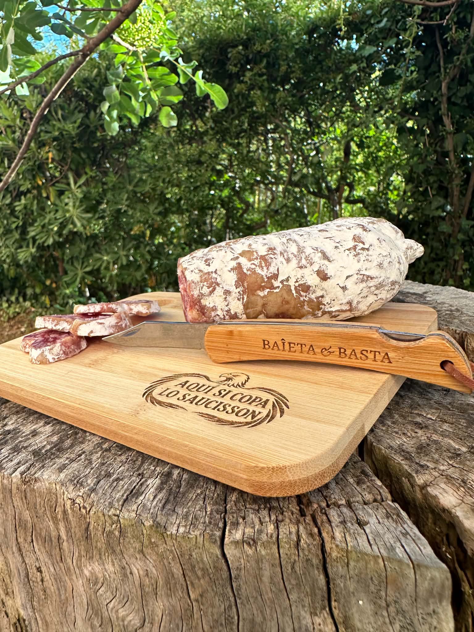 Coffret Apéro : Planche et Couteau à Saucisson